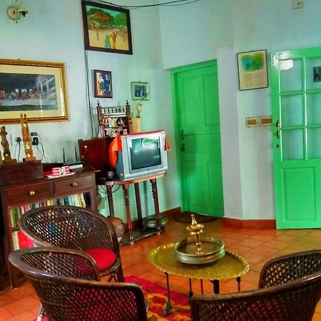 Green Woods Bethlehem Kochi Exterior photo